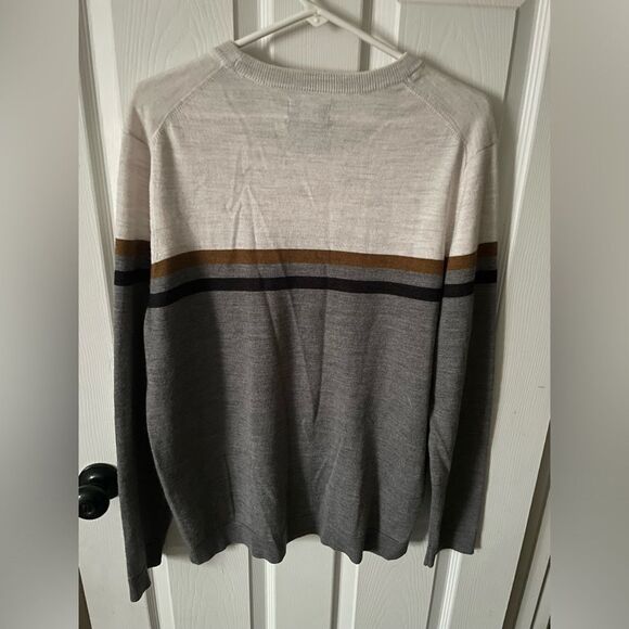 Men's Apt. 9 Merino Wool Blend Colorblock Pattern Crewneck Sweater Size XL - Picture 2 of 7